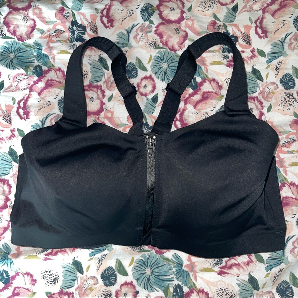 Victoria Secret Knockout Sports Bra